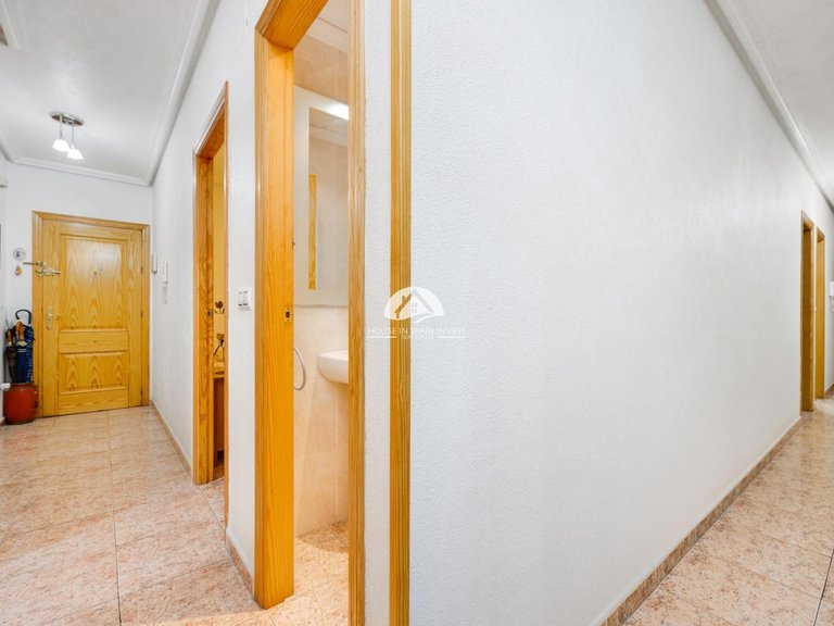 Apartment for Sale in Puerto deportivo marina salinas Torrevieja, Alicante 20