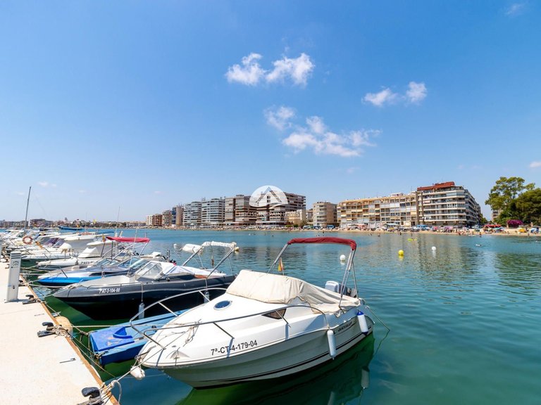 Apartment for Sale in Puerto deportivo marina salinas Torrevieja, Alicante 46