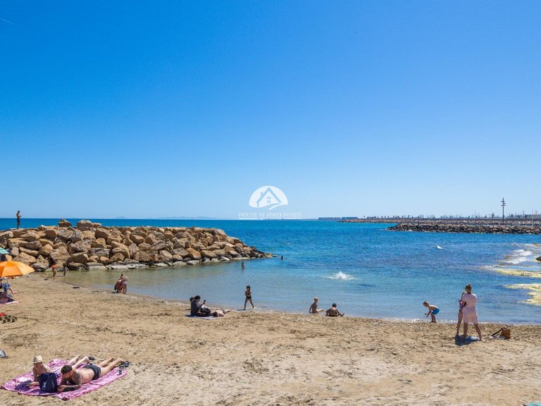 Apartment for Sale in Playa de Los Locos-Curva del Palangre Torrevieja, Alicante 21