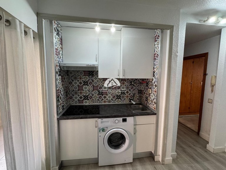 Apartment for Sale in Playa de Los Locos-Curva del Palangre Torrevieja, Alicante 11