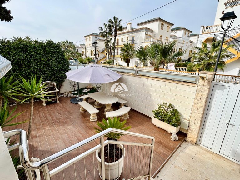 Villa for Sale in La Mata Torrevieja, Alicante 10