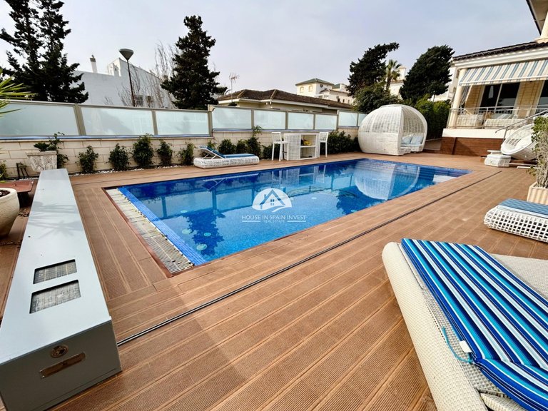 Villa for Sale in La Mata Torrevieja, Alicante 12