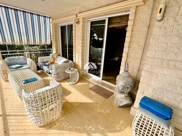 Villa for Sale in La Mata Torrevieja, Alicante 25