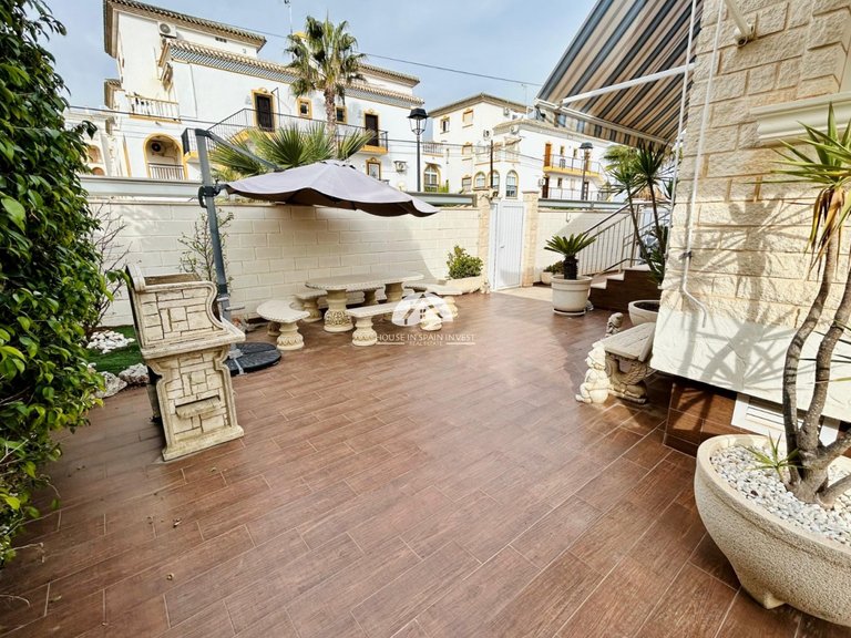 Villa for Sale in La Mata Torrevieja, Alicante 36