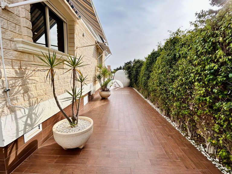 Villa for Sale in La Mata Torrevieja, Alicante 38
