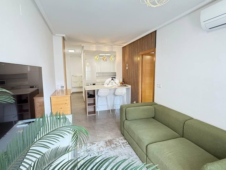 Apartment for Sale in El Acequión - Los Náufragos Torrevieja, - 10