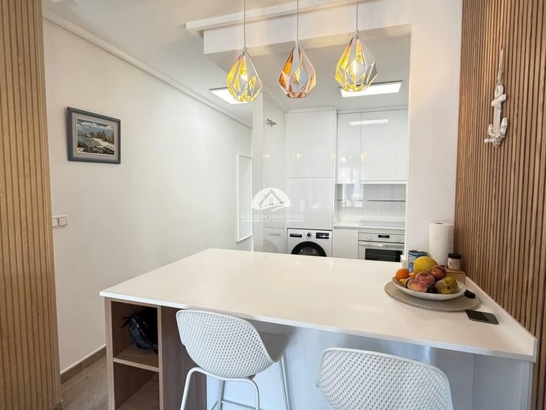 Apartment for Sale in El Acequión - Los Náufragos Torrevieja, - 13