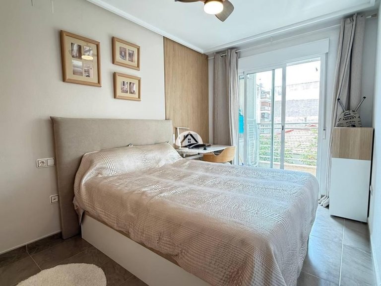 Apartment for Sale in El Acequión - Los Náufragos Torrevieja, - 21