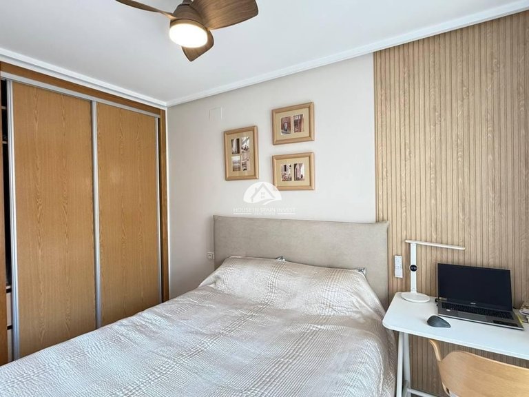 Apartment for Sale in El Acequión - Los Náufragos Torrevieja, - 23