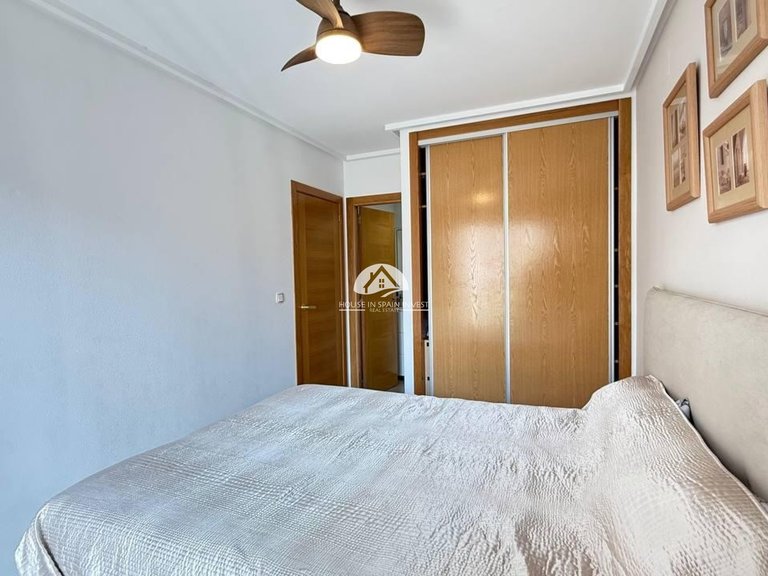 Apartment for Sale in El Acequión - Los Náufragos Torrevieja, - 25