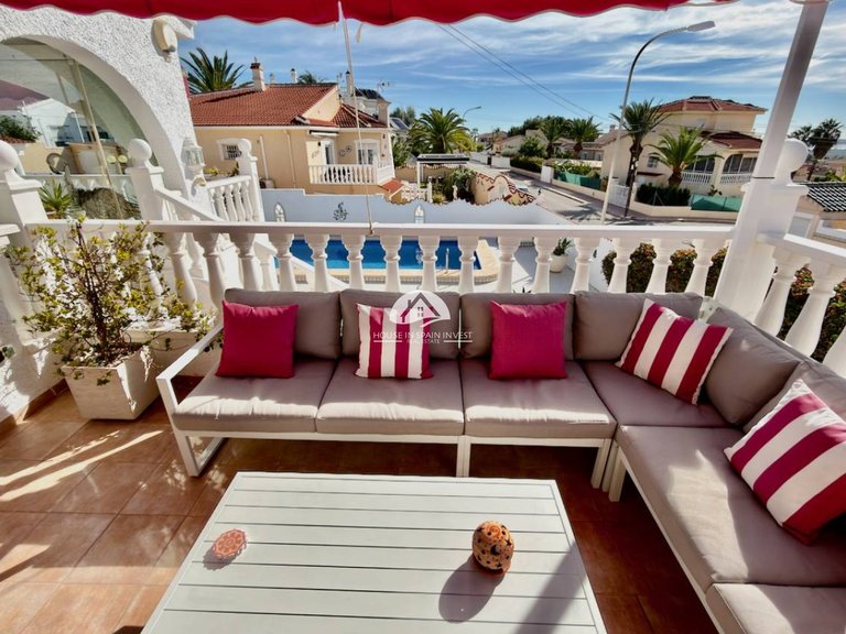 Villa for Sale in Ciudad Quesada Rojales - Ciudad Quesada, Alicante 12