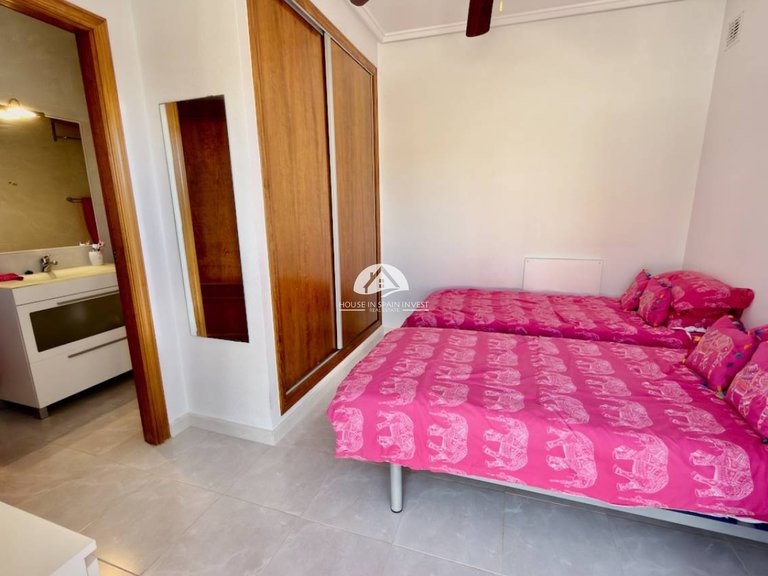 Villa for Sale in Ciudad Quesada Rojales - Ciudad Quesada, Alicante 13