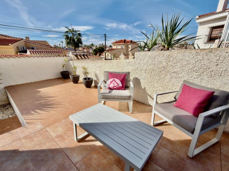 Villa for Sale in Ciudad Quesada Rojales - Ciudad Quesada, Alicante 33