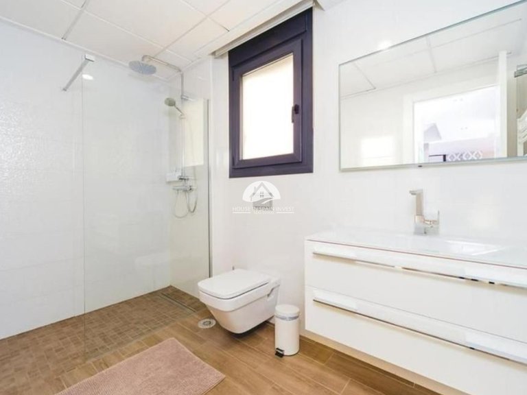 Villa for Sale in Torrevieja Torrevieja, Alicante 6