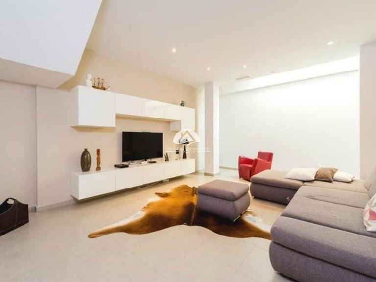 Villa for Sale in Torrevieja Torrevieja, Alicante 18