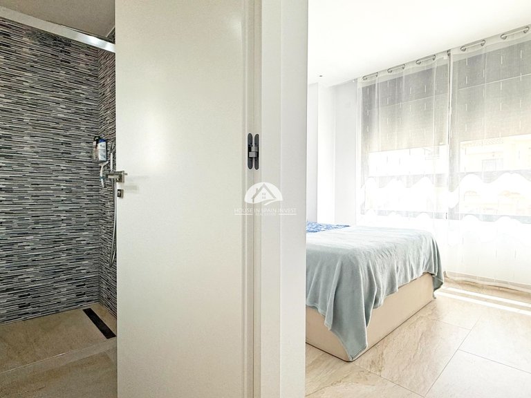 Villa for Sale in Villamartín - Las Filipinas Orihuela Costa, Alicante 14