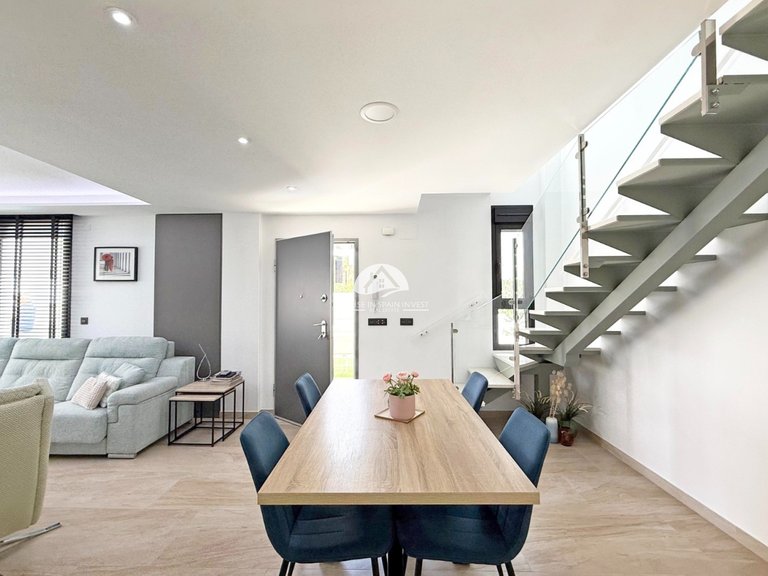 Villa for Sale in Villamartín - Las Filipinas Orihuela Costa, Alicante 15