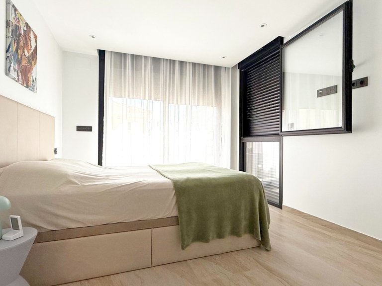 Villa for Sale in Villamartín - Las Filipinas Orihuela Costa, Alicante 18