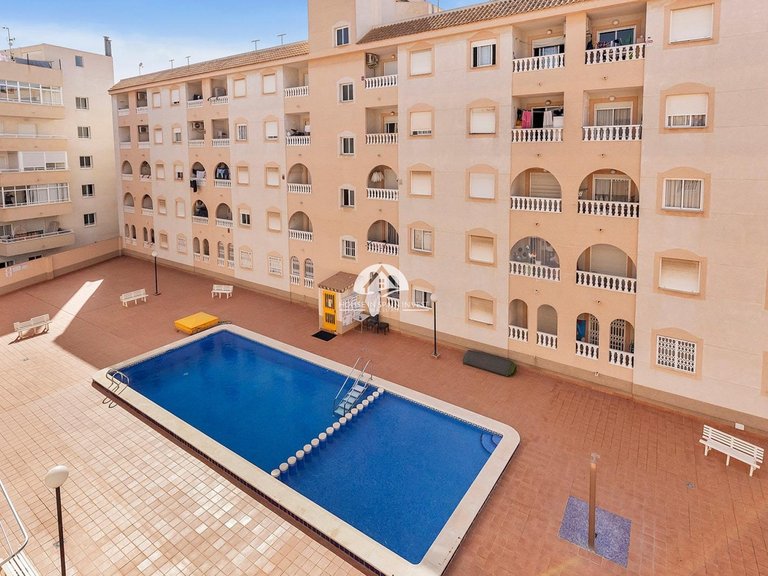 Apartment for Sale in Playa del Cura Torrevieja, Alicante 1