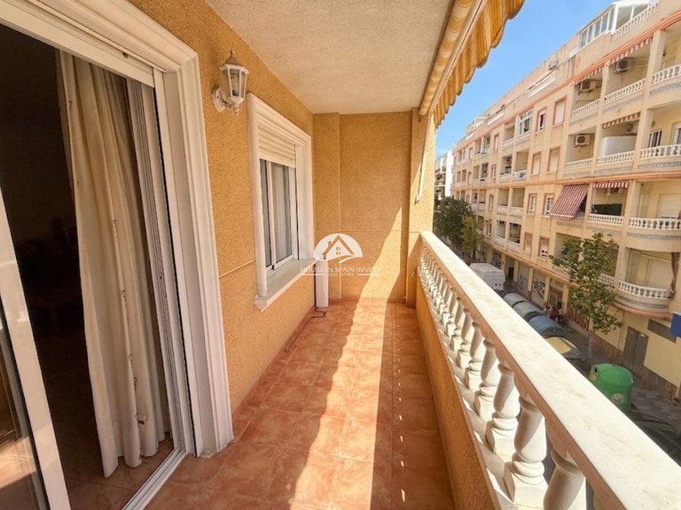 Apartment for Sale in Playa del Cura Torrevieja, Alicante 1