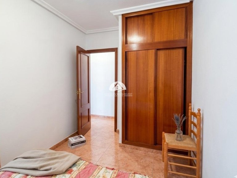 Apartment for Sale in Playa del Cura Torrevieja, Alicante 12
