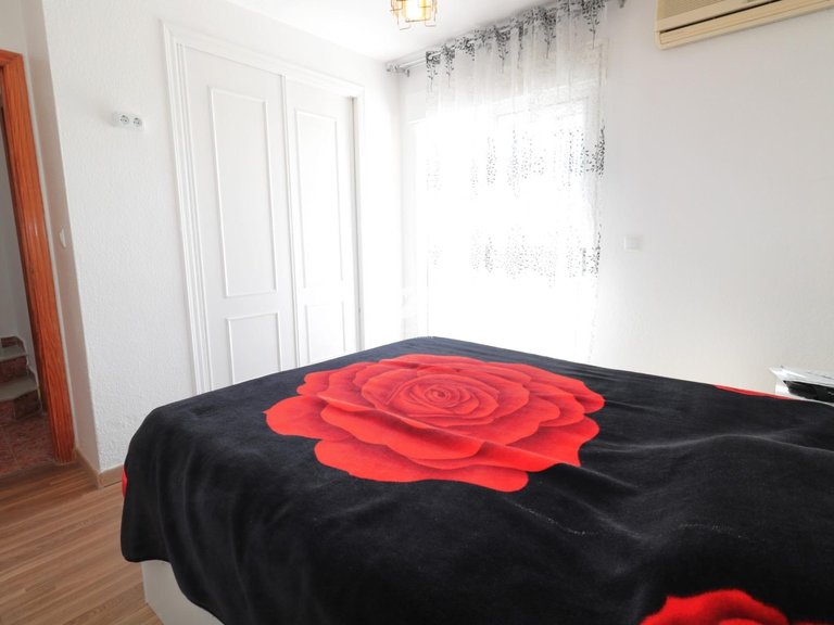 Villa for Sale in La Siesta - El Salado - Torreta Torrevieja, Alicante 12