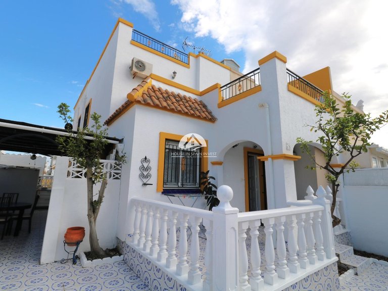 Villa for Sale in La Siesta - El Salado - Torreta Torrevieja, Alicante 19