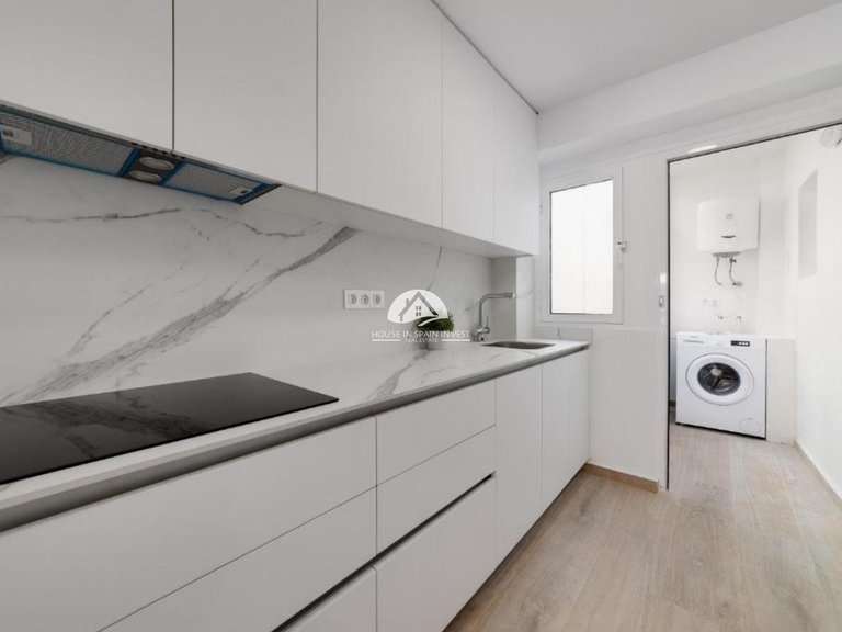 Apartment for Sale in Playa del Cura Torrevieja, Alicante 10