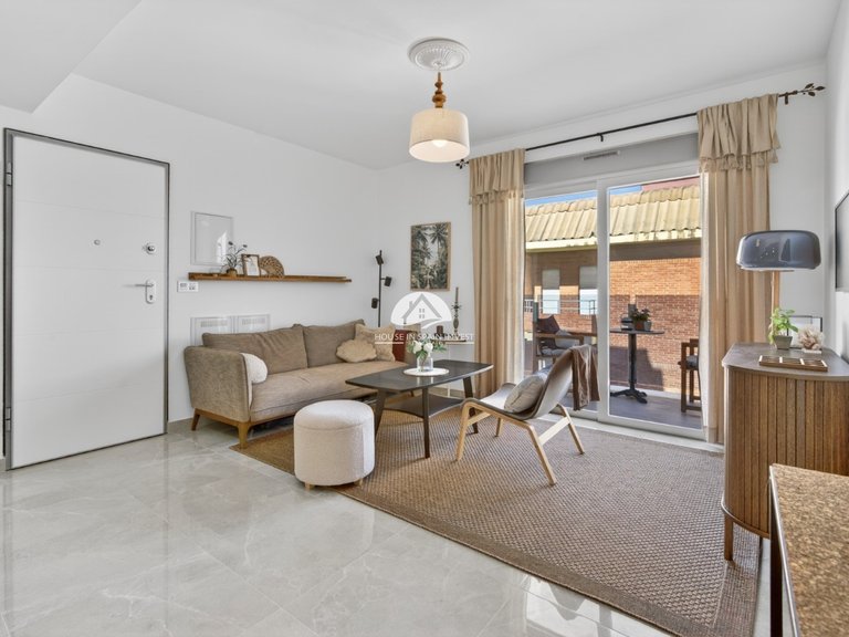 Apartment for Sale in Playa de los Locos Torrevieja, Alicante 2