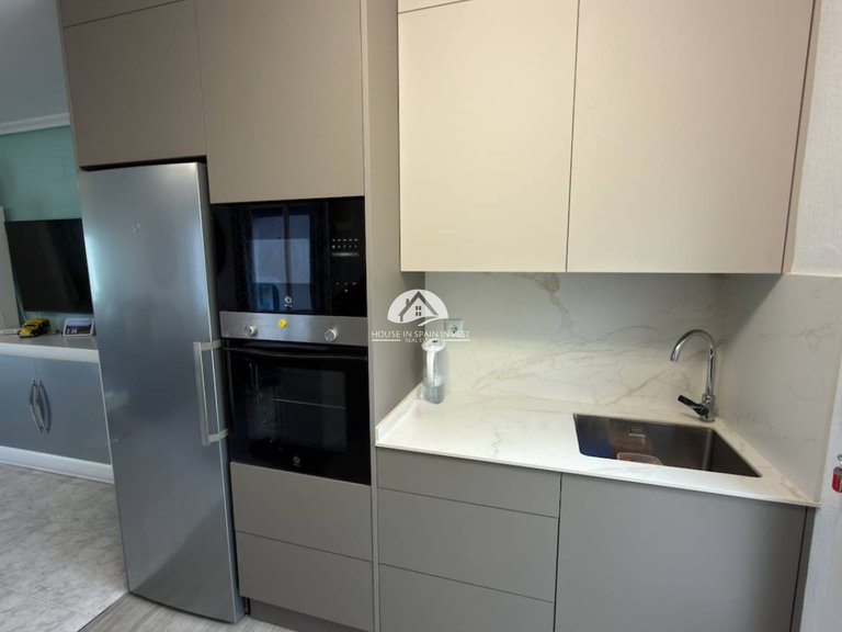 Villa for Sale in Ciudad Quesada Rojales - Ciudad Quesada, Alicante 4