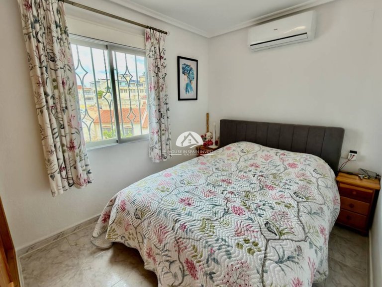 Villa for Sale in Ciudad Quesada Rojales - Ciudad Quesada, Alicante 8