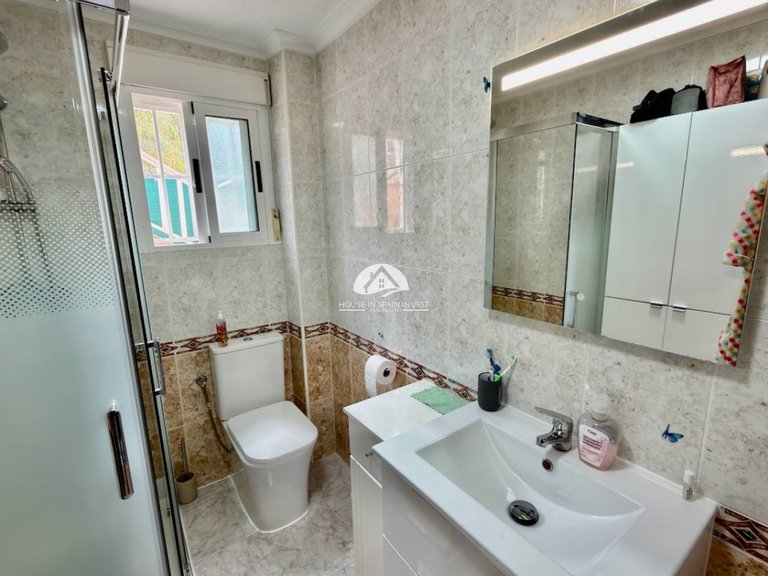 Villa for Sale in Ciudad Quesada Rojales - Ciudad Quesada, Alicante 9