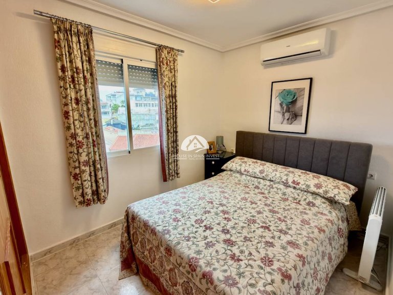 Villa for Sale in Ciudad Quesada Rojales - Ciudad Quesada, Alicante 16