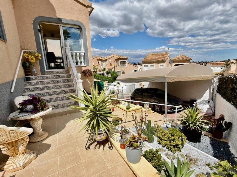 Villa for Sale in Ciudad Quesada Rojales - Ciudad Quesada, Alicante 20