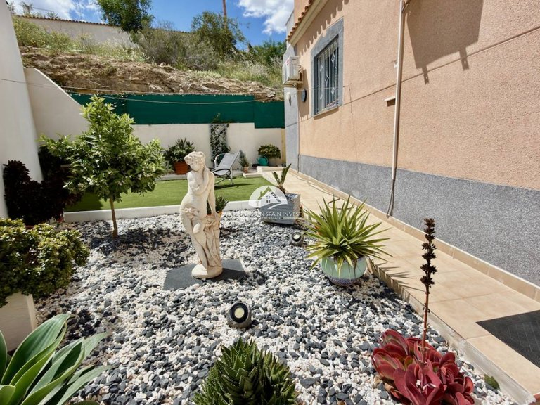Villa for Sale in Ciudad Quesada Rojales - Ciudad Quesada, Alicante 21