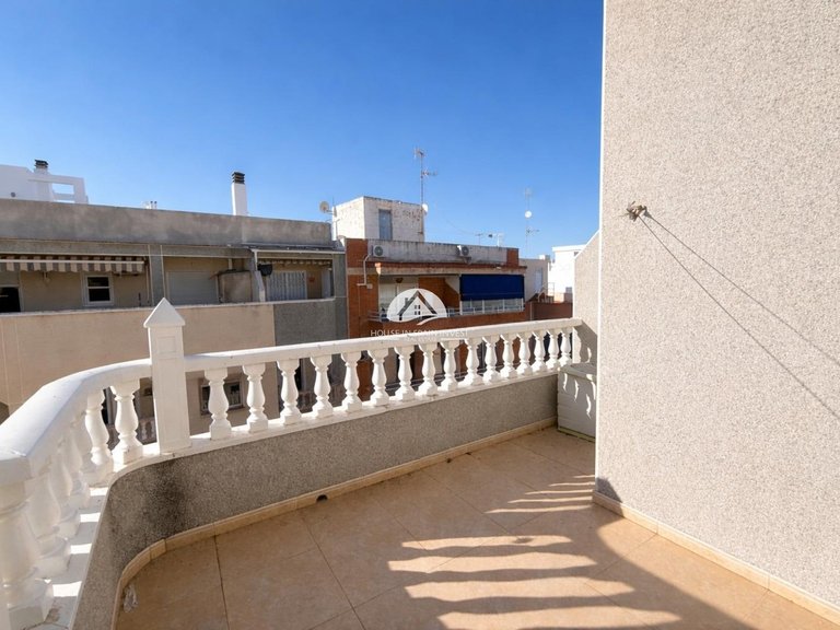 Penthouse for Sale in Playa del Cura Torrevieja, Alicante 1