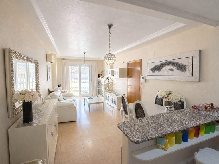 Penthouse for Sale in Playa del Cura Torrevieja, Alicante 2