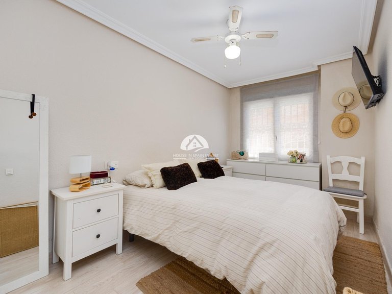 Apartment for Sale in El Acequión - Los Náufragos Torrevieja, Alicante 22