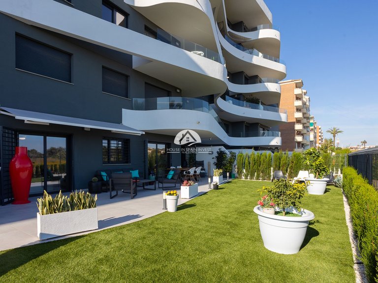 Apartment for Sale in Punta Prima Torrevieja, Alicante 4
