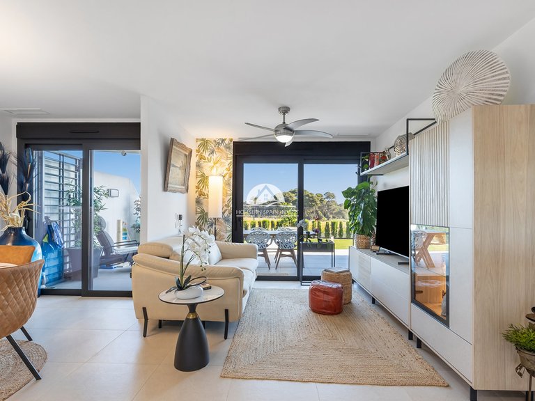 Apartment for Sale in Punta Prima Torrevieja, Alicante 16