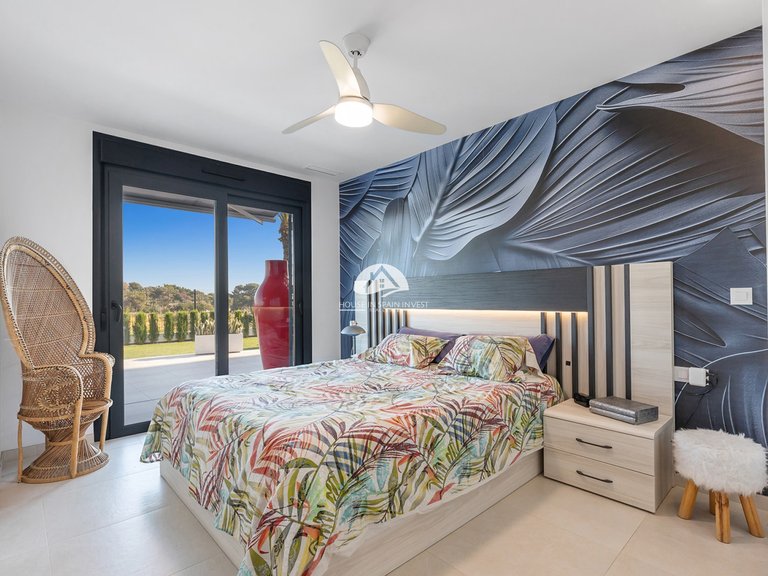 Apartment for Sale in Punta Prima Torrevieja, Alicante 27