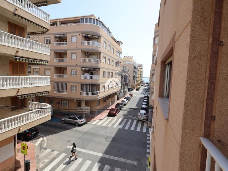 Apartment for Sale in El Acequión - Los Náufragos Torrevieja, Alicante 2