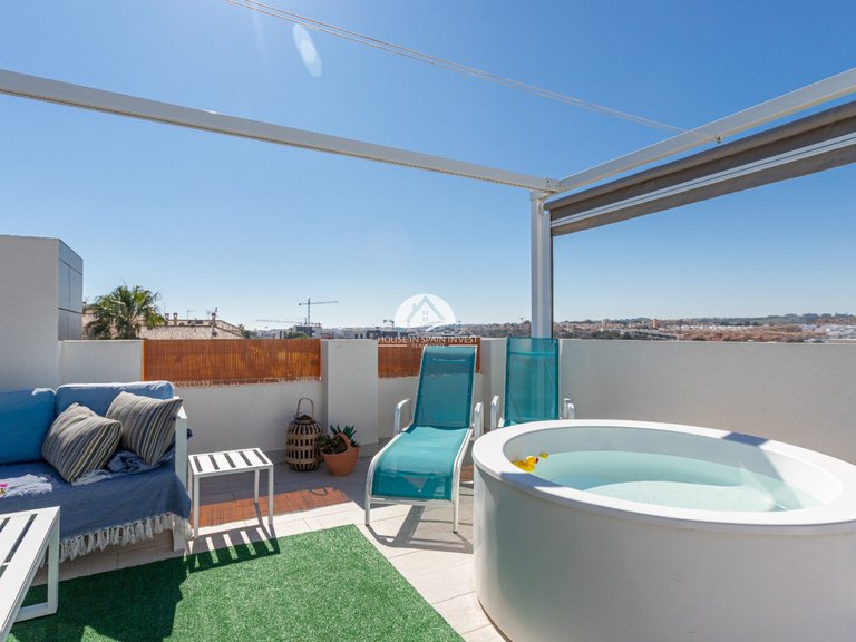 Apartment for Sale in Los Altos Torrevieja, Alicante 24