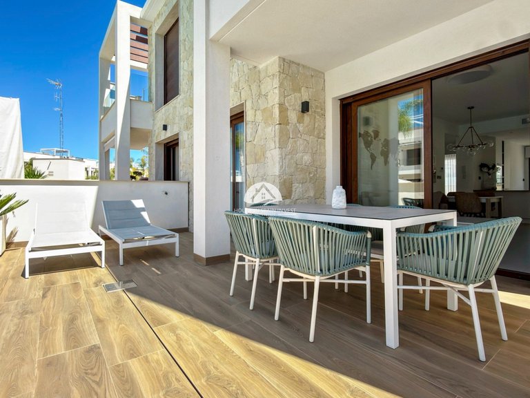 Apartment for Sale in Los Balcones Torrevieja, Alicante 28