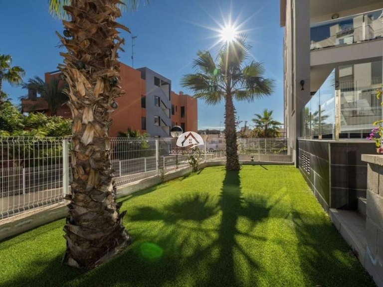 Apartment for Sale in Villamartín - Las Filipinas Orihuela Costa, Alicante 25