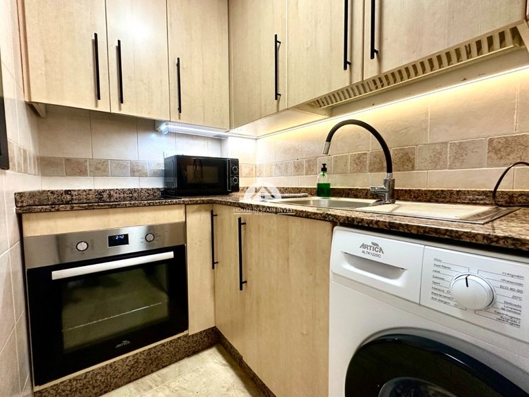 Apartment for Sale in Torrevieja Torrevieja, Alicante 4