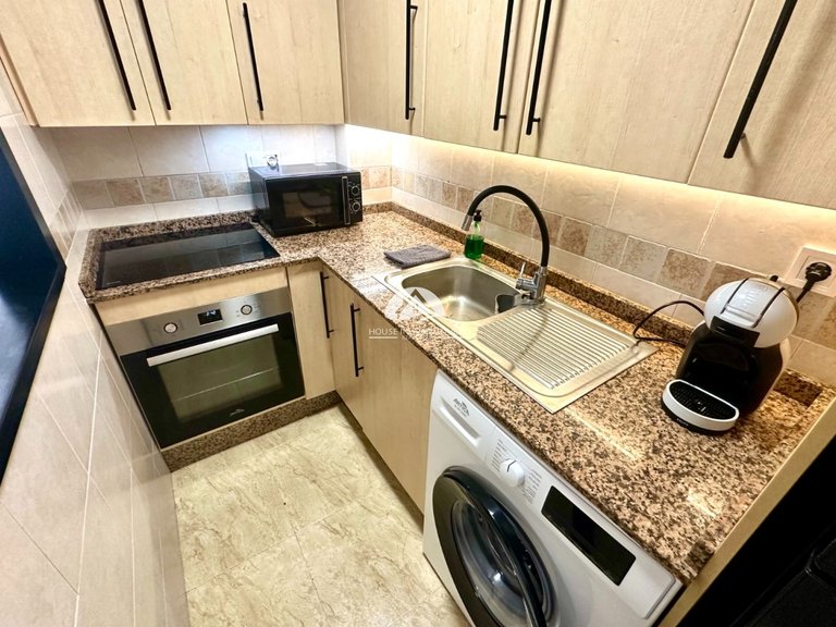 Apartment for Sale in Torrevieja Torrevieja, Alicante 5