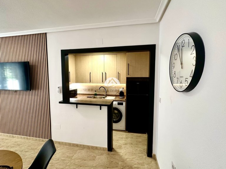 Apartment for Sale in Torrevieja Torrevieja, Alicante 8