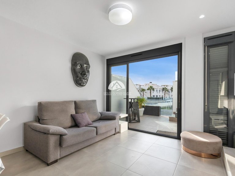 Apartment for Sale in Los Balcones Torrevieja, Alicante 5