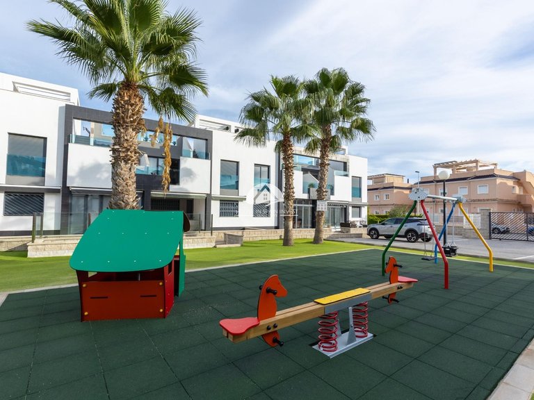 Apartment for Sale in Los Balcones Torrevieja, Alicante 34